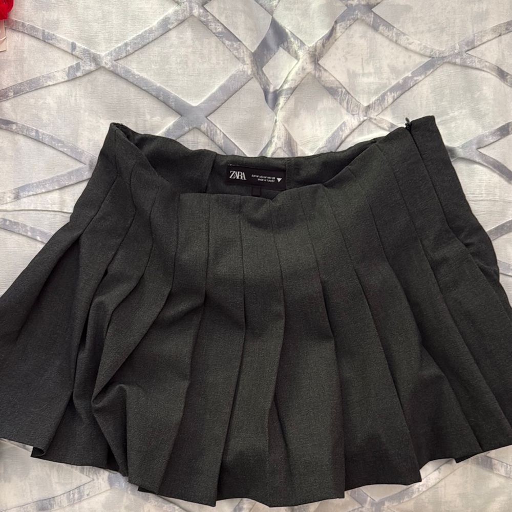 Zara Black Pleated Women's Skort